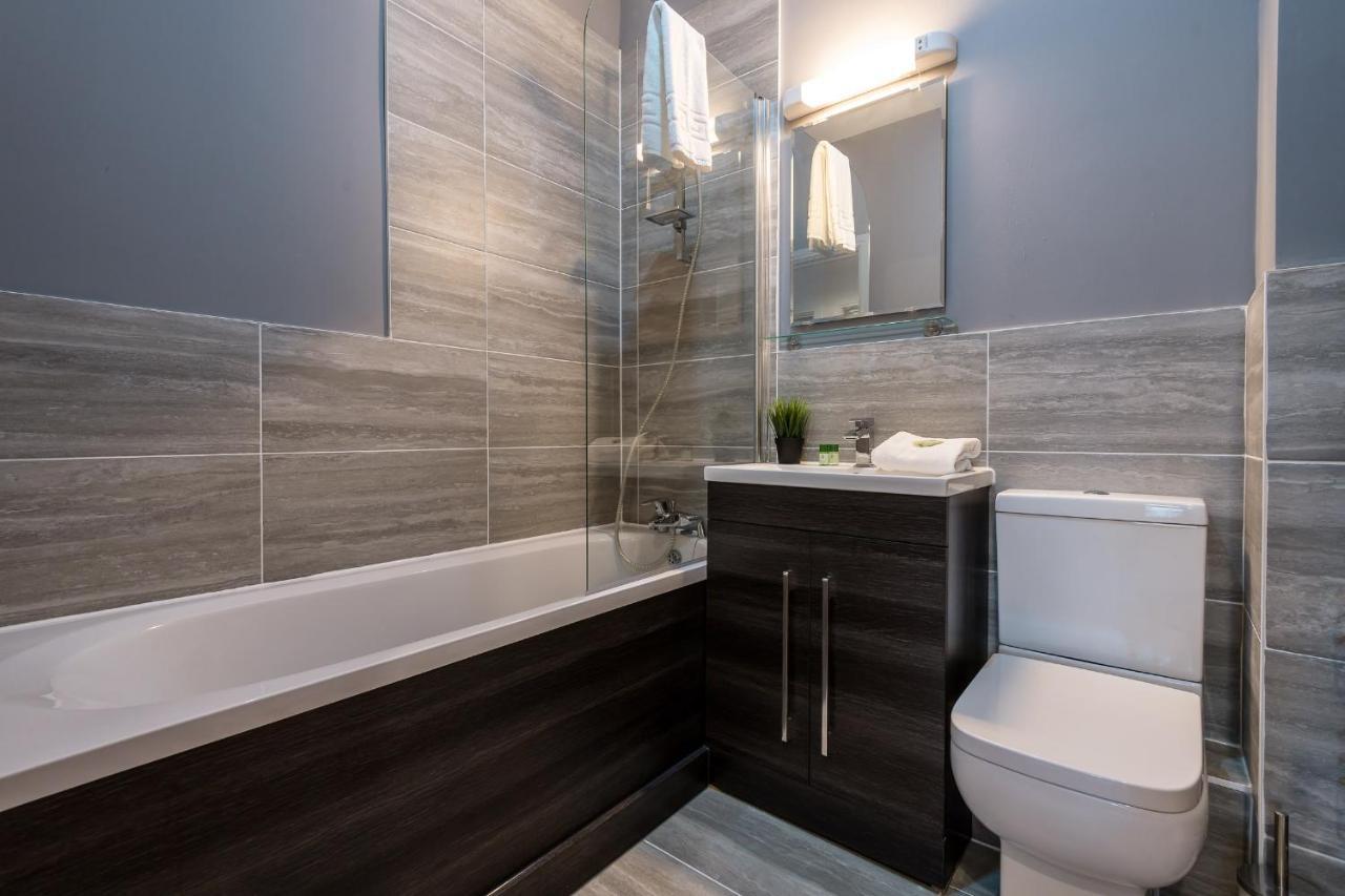 Superb Location, Lovely And Bright 2 Bed Apartman Liverpool Kültér fotó