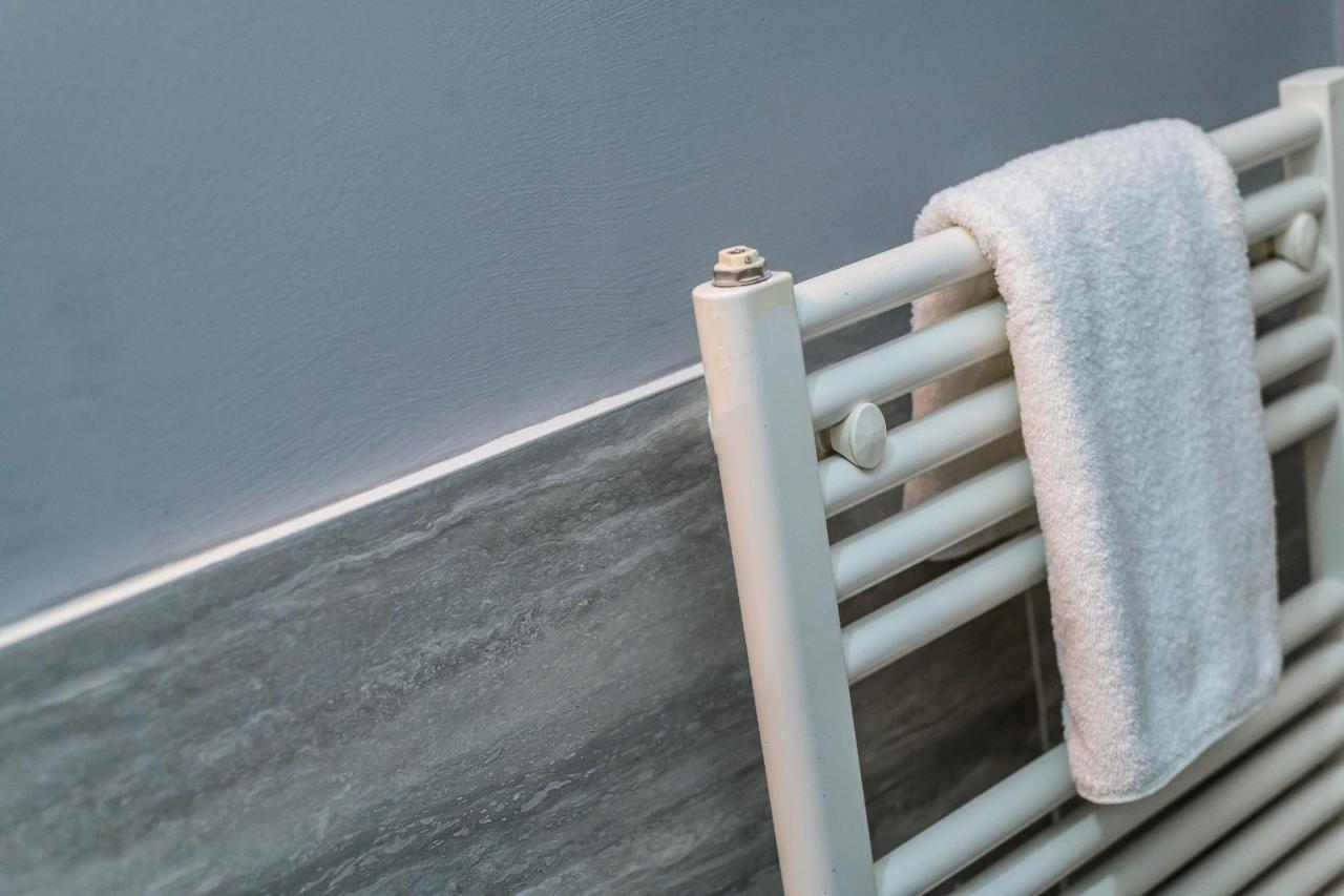 Superb Location, Lovely And Bright 2 Bed Apartman Liverpool Kültér fotó